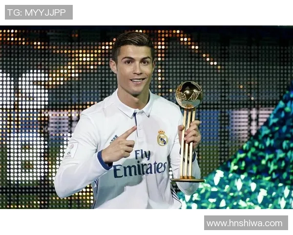 2021年全球最受瞩目的足球明星及其辉煌成就回顾 2021年全球最受瞩目的足球明星及其辉煌成就回顾