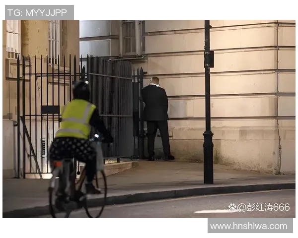 足球明星醉酒后遭遇不测真相揭秘引发社会热议 足球明星醉酒后遭遇不测真相揭秘引发社会热议